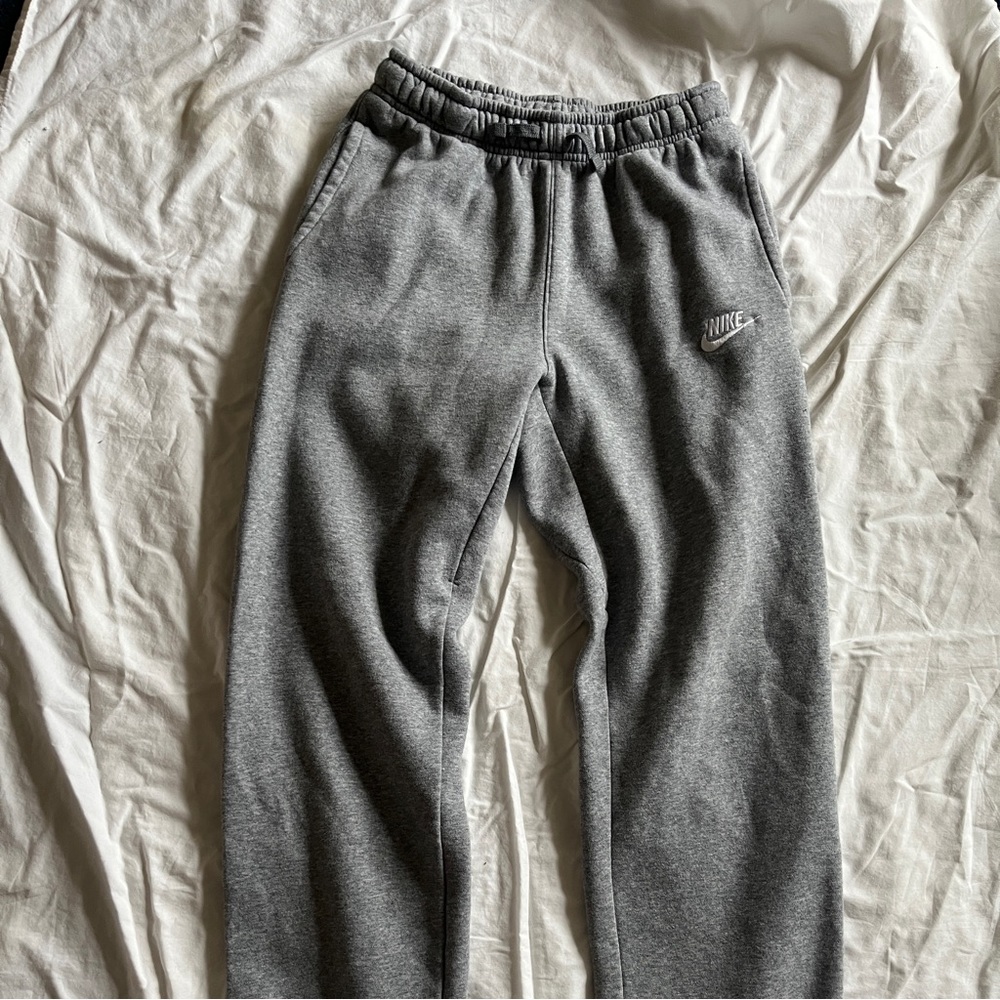 Grey Nike sweatpants